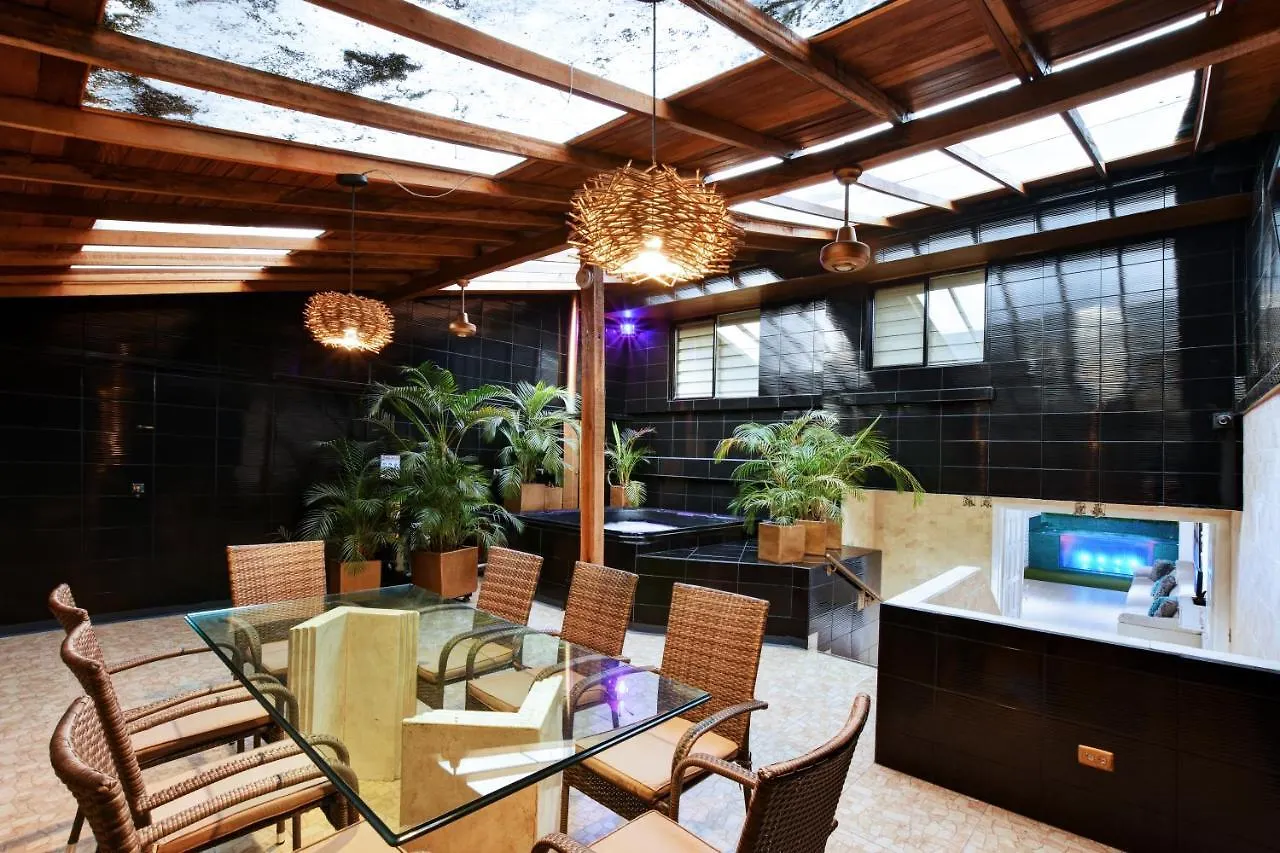 Villa Roma Parque Lleras Adults Only Medellin Colombia